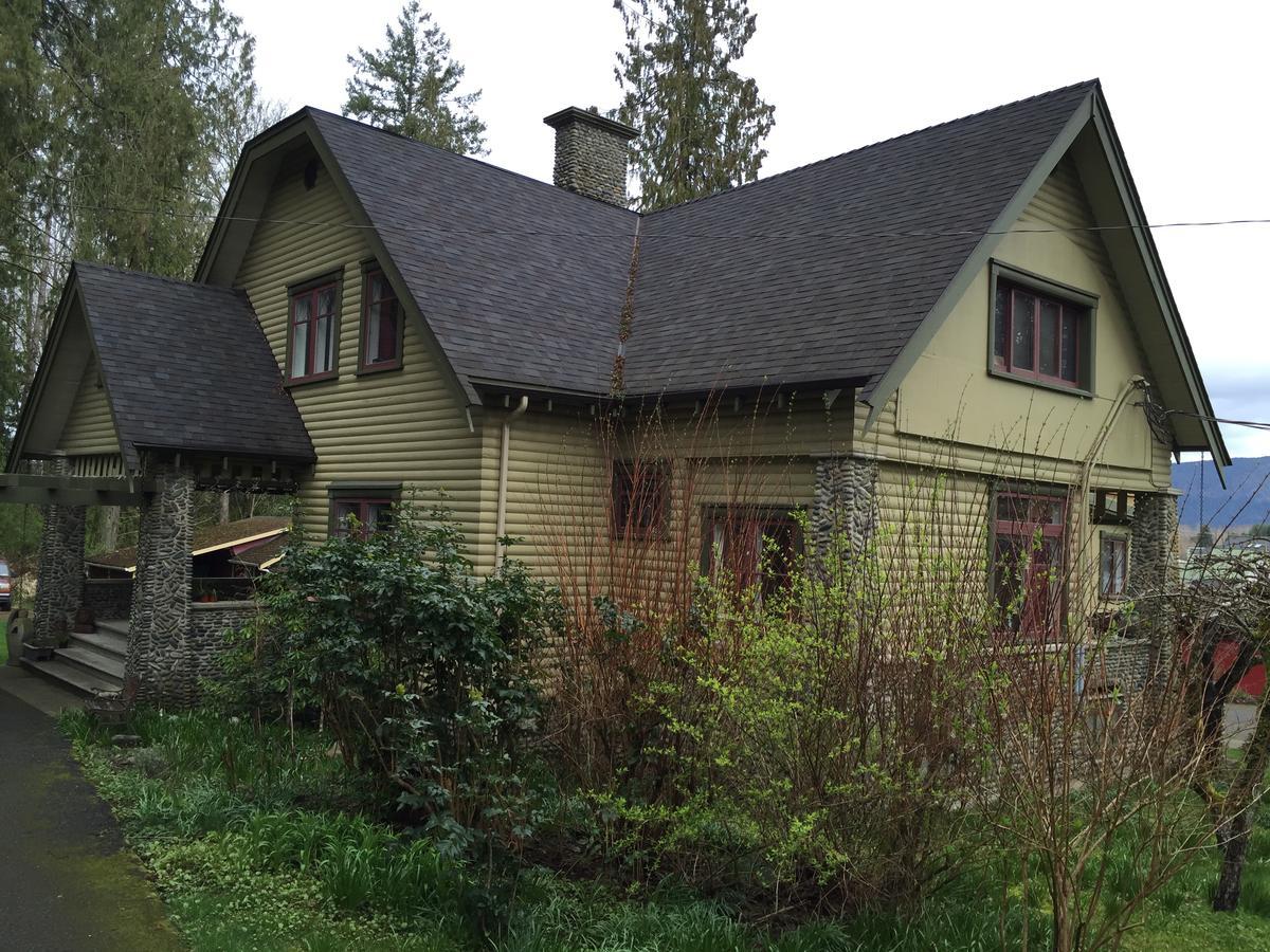 Mclay Heritage Guest House Duncan Bagian luar foto